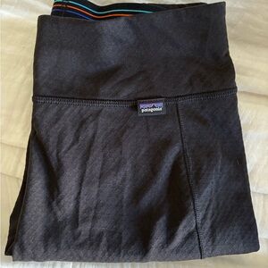 Patagonia women's Black Base layer leggings